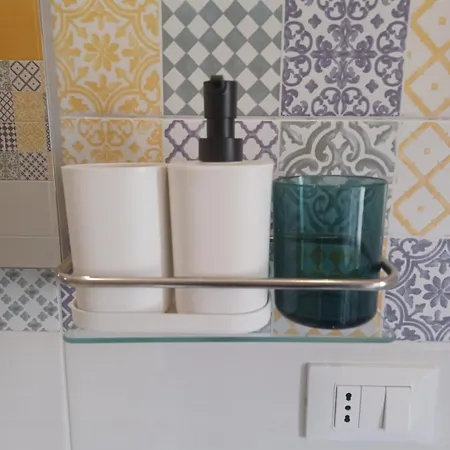 Due Stanzulelle 4* Σαλέρνο