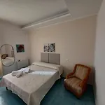 Due Stanzulelle Sul Mare