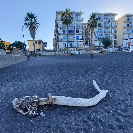 Due Stanzulelle Couette-café 4*