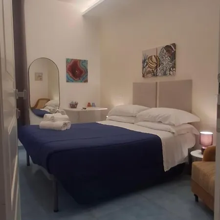 Due Stanzulelle Salerno