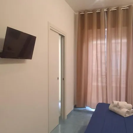 Alojamento de Acomodação e Pequeno-almoço Due Stanzulelle 4*