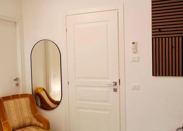 לינה וארוחת בוקר Due Stanzulelle Sul Mare B&B